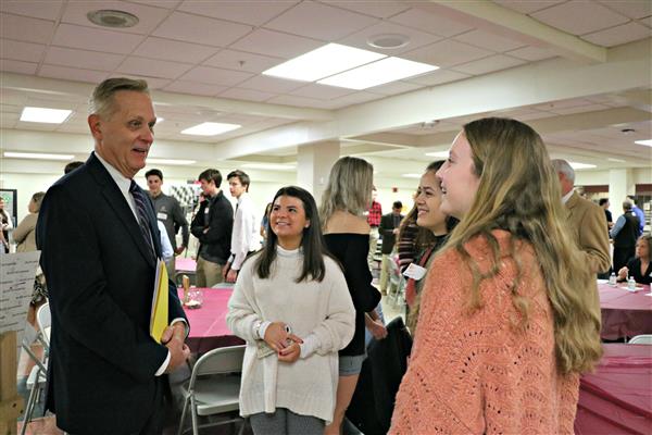 Henderson students grab the opportunity to talk to WCASD Superintendent Jim Scanlon about what is going on at the school. 